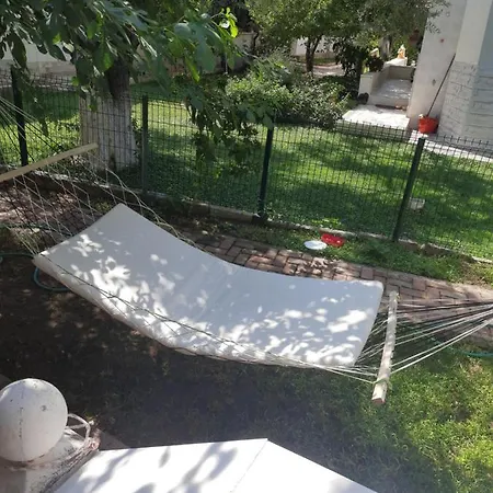 Havuzlu Sitede Bahceli Yazlik Ören